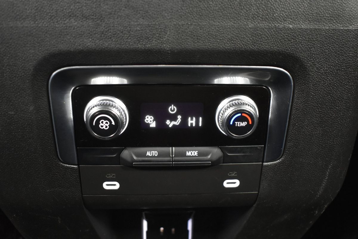 2021 GMC Yukon XL 4WD SLT