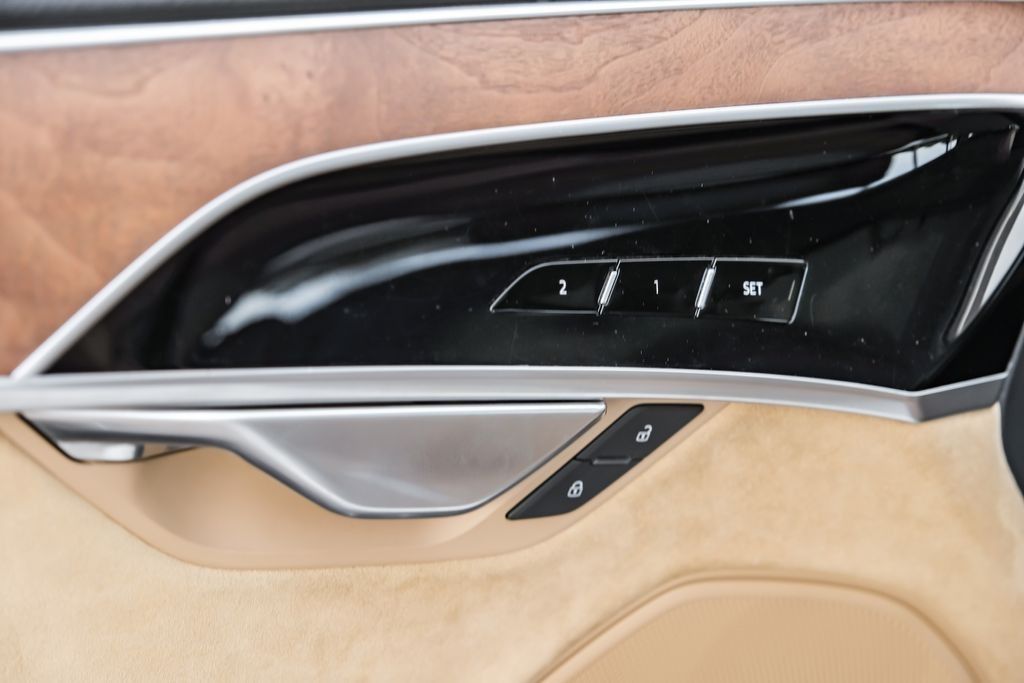 2019 Audi A8 L 55 photo 44