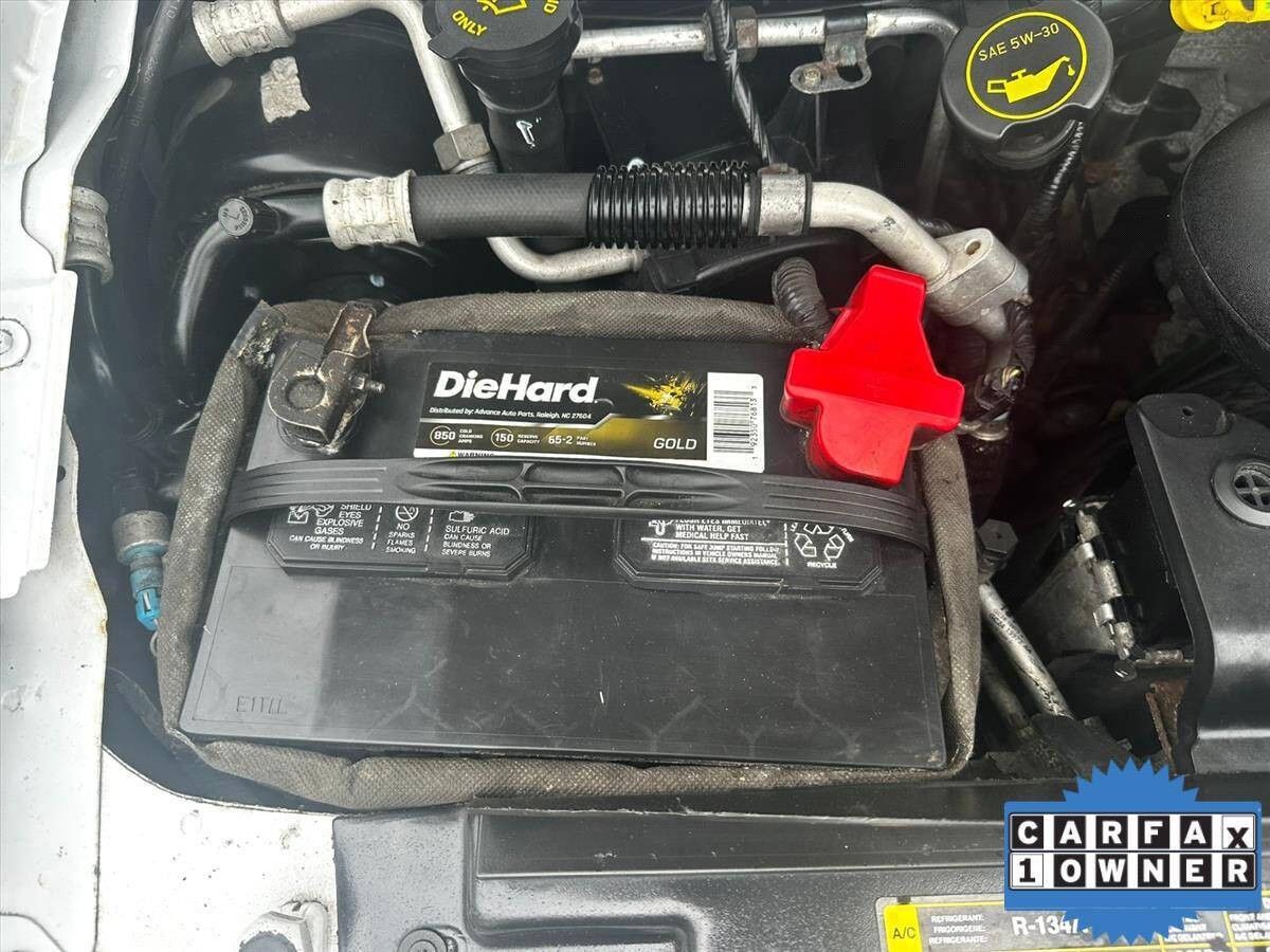 2017 Ford E-Series 52