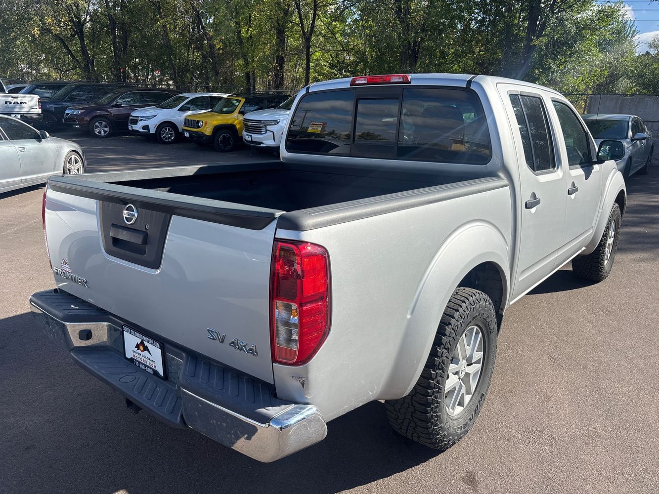 2016 Nissan Frontier SV photo 4