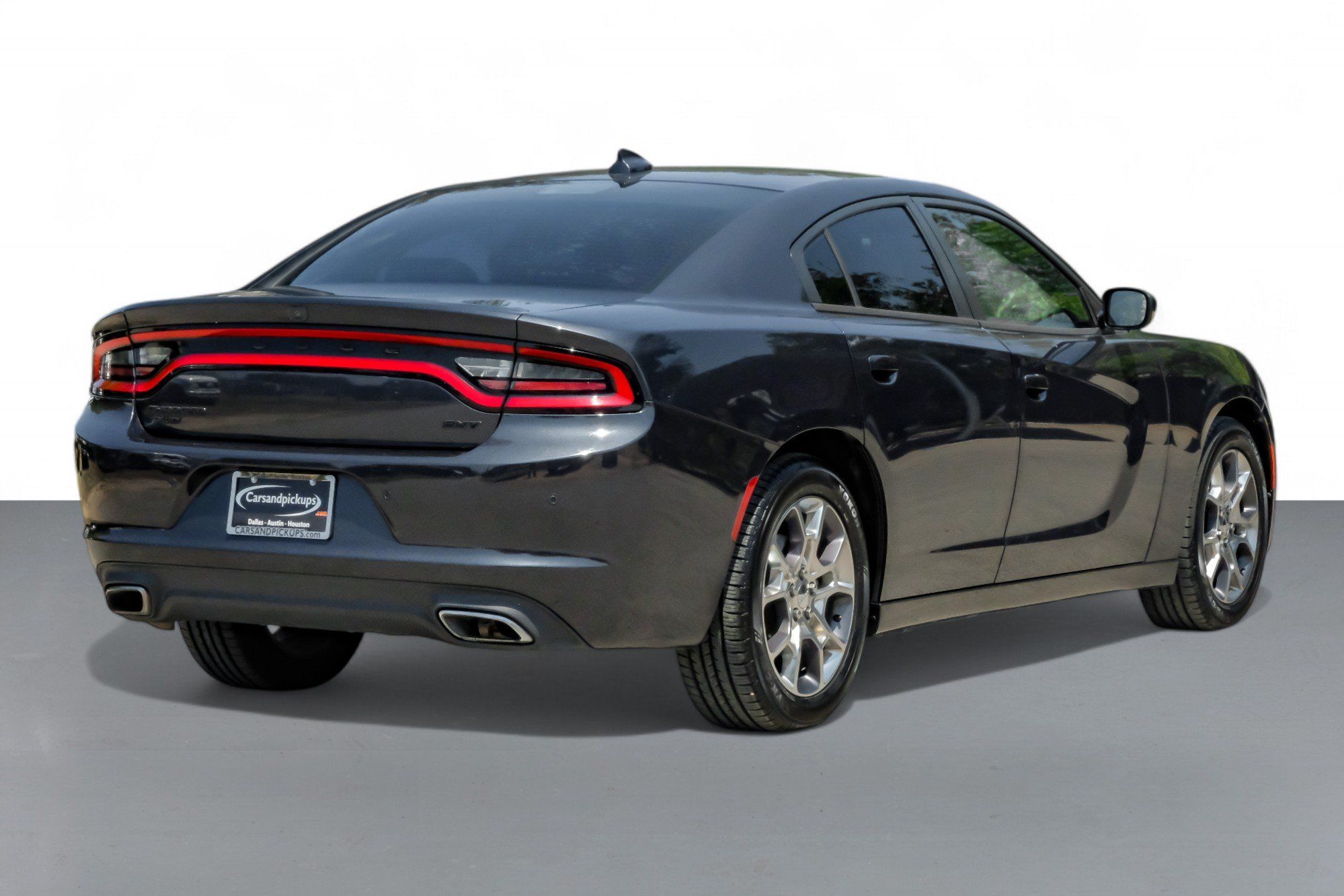 2016 Dodge Charger SXT photo 3