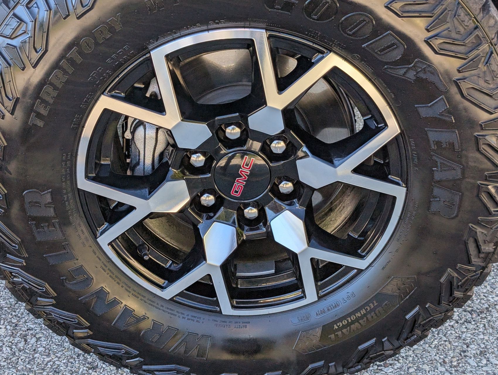 2025 GMC Canyon 20