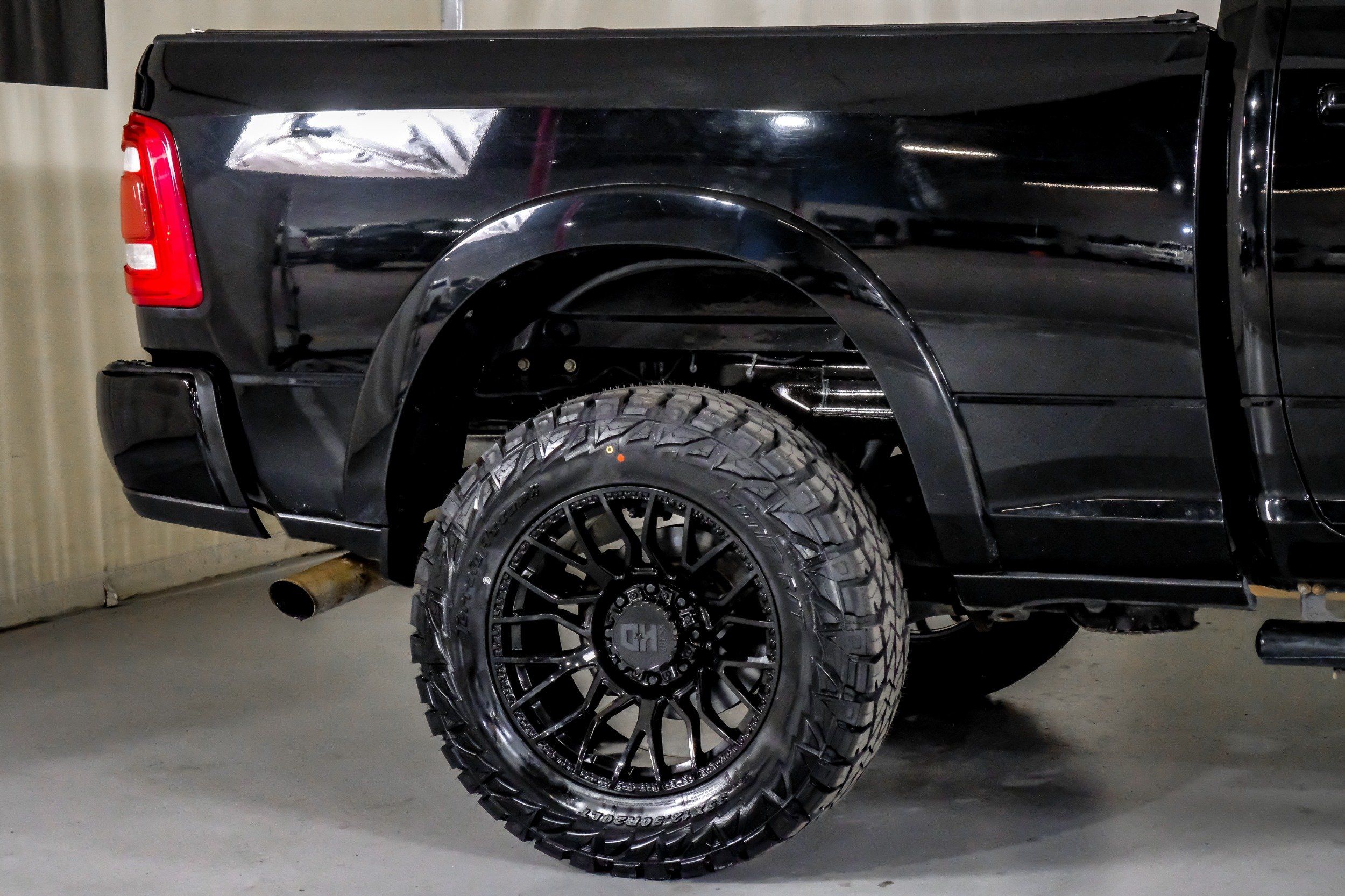 2022 Ram 2500 Laramie photo 2