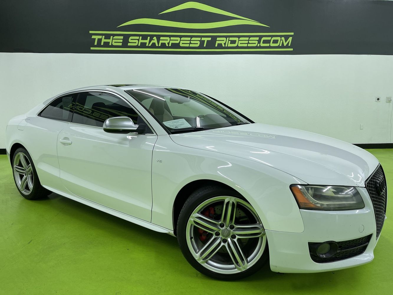 2011 Audi S5 Premium Plus's photo
