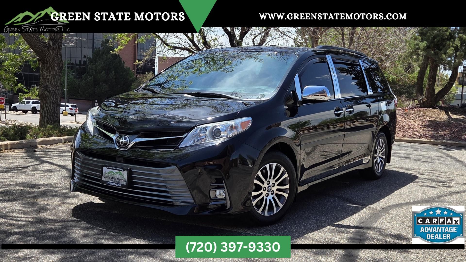 2018 Toyota Sienna XLE V6 8-Passenger's photo