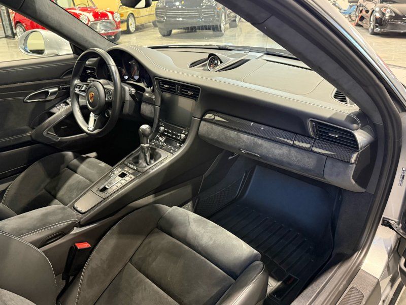 2017 Porsche 911 Carrera GTS, photo 15