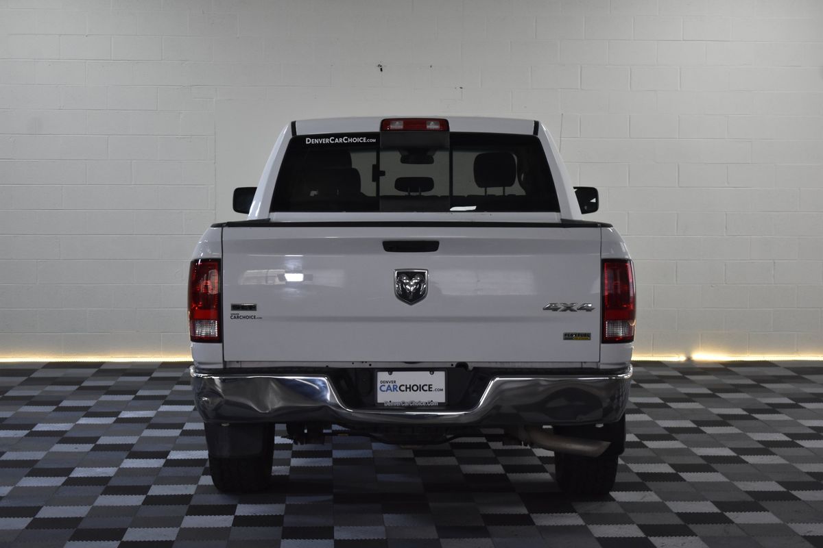 2019 Ram 1500 Classic SLT Crew Cab 4x4 5'7" Box