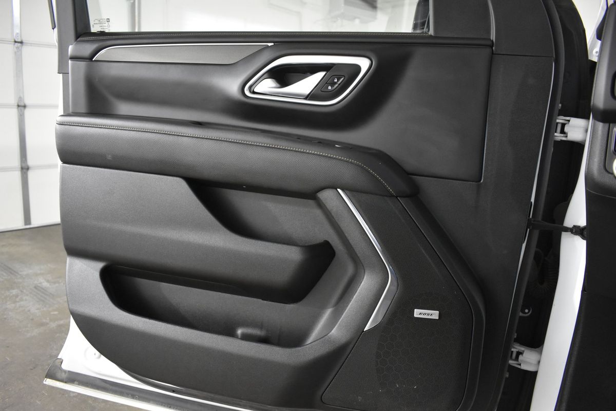 2022 GMC Yukon XL 4WD AT4