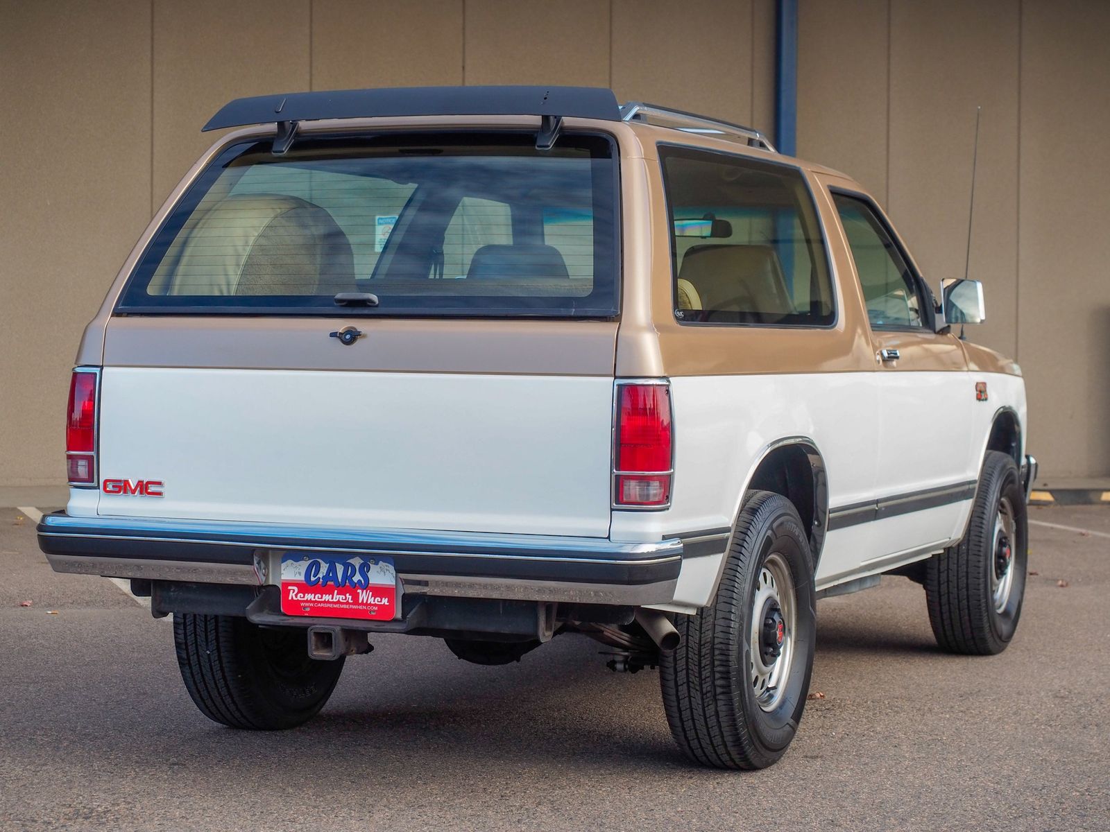 1986 GMC S-15 Jimmy 8