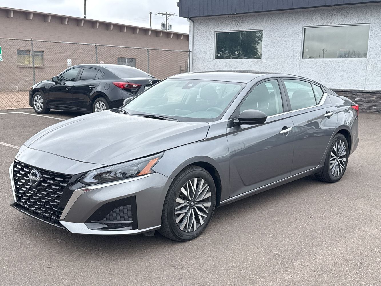 2024 Nissan Altima SV photo 3