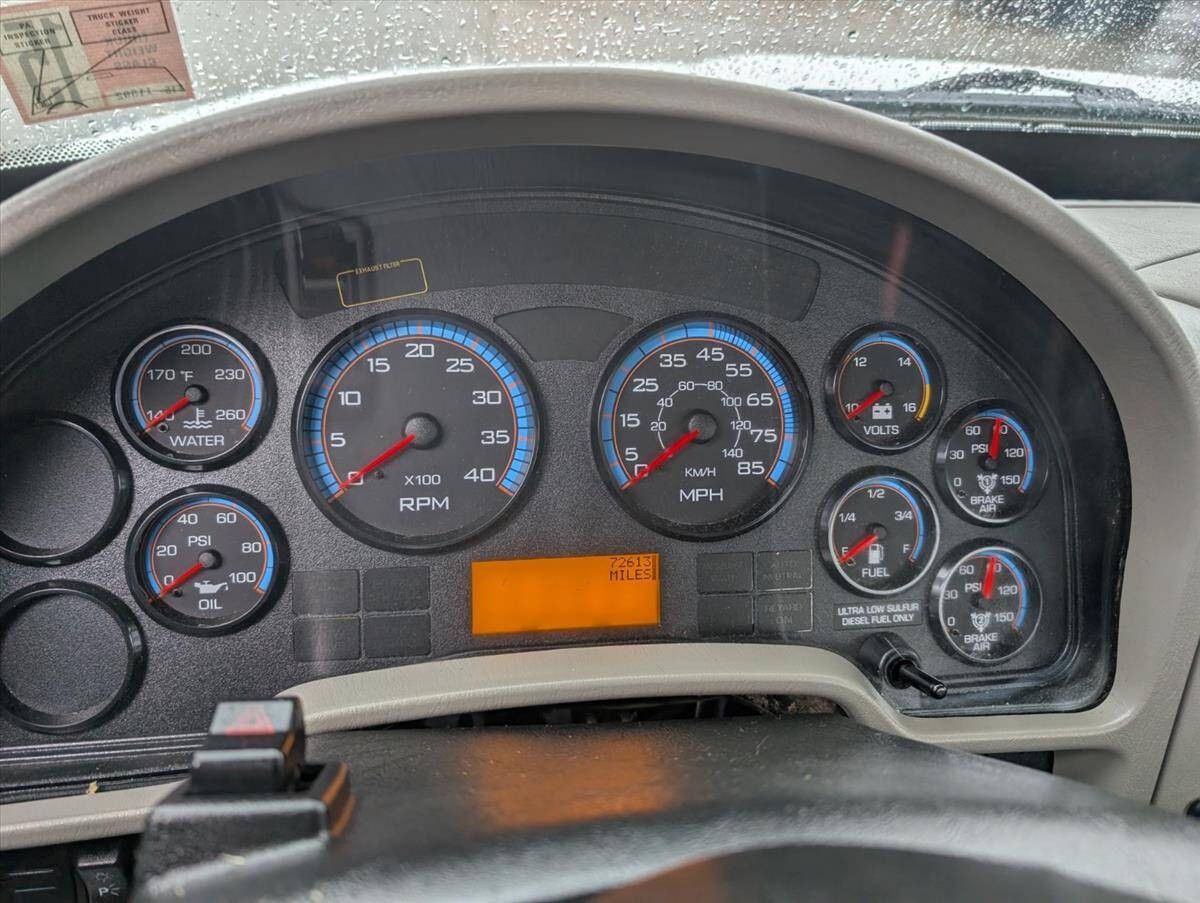 2011 International DuraStar 4300 83