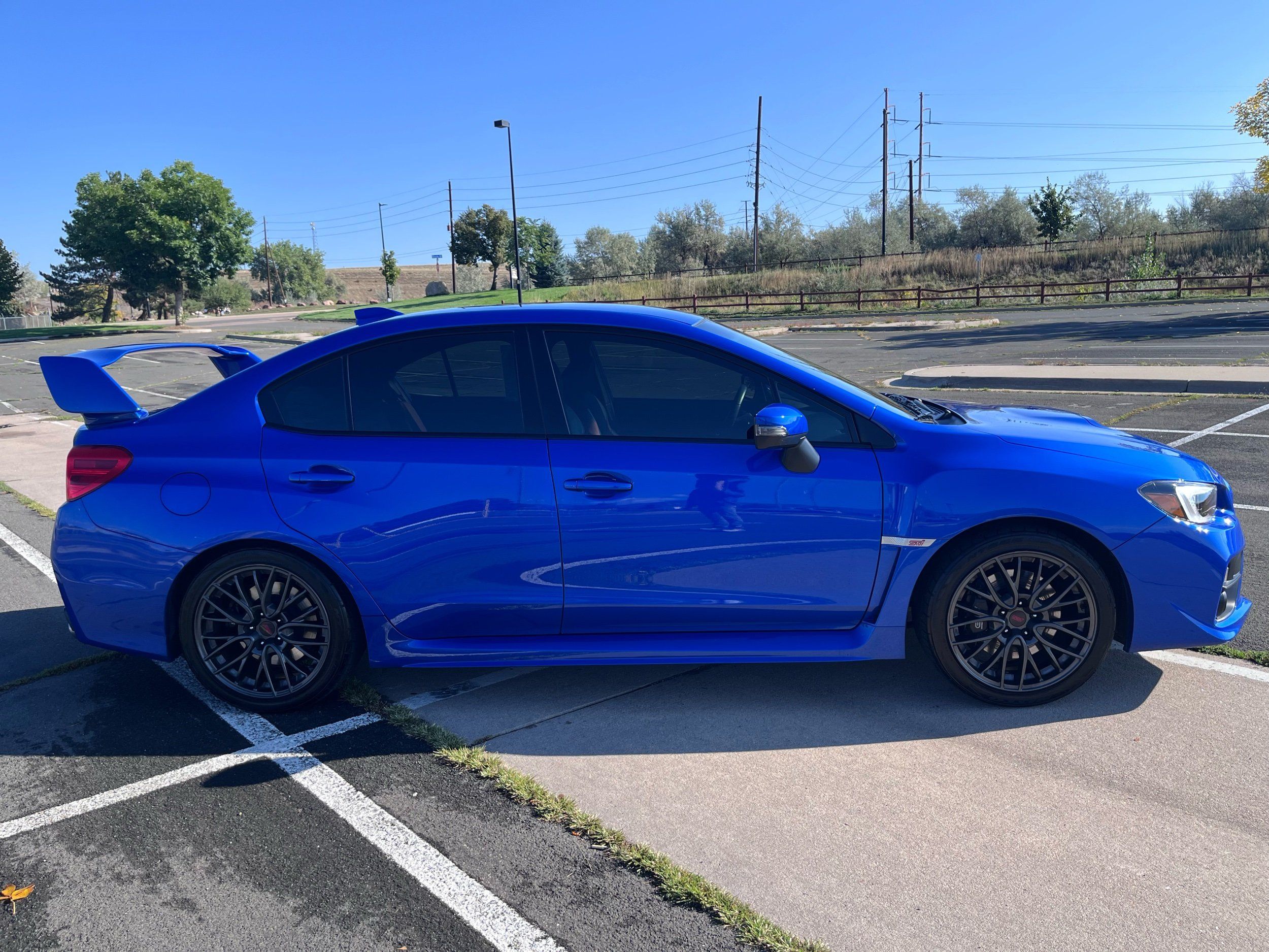 2017 Subaru WRX STI photo 5