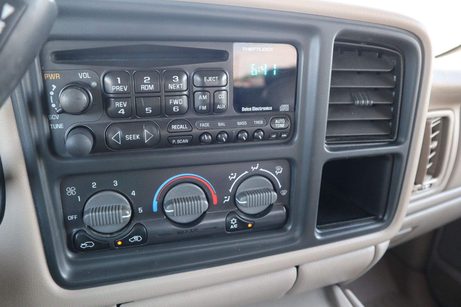 2001 GMC Sierra 2500HD SLT Victory Motors of Colorado