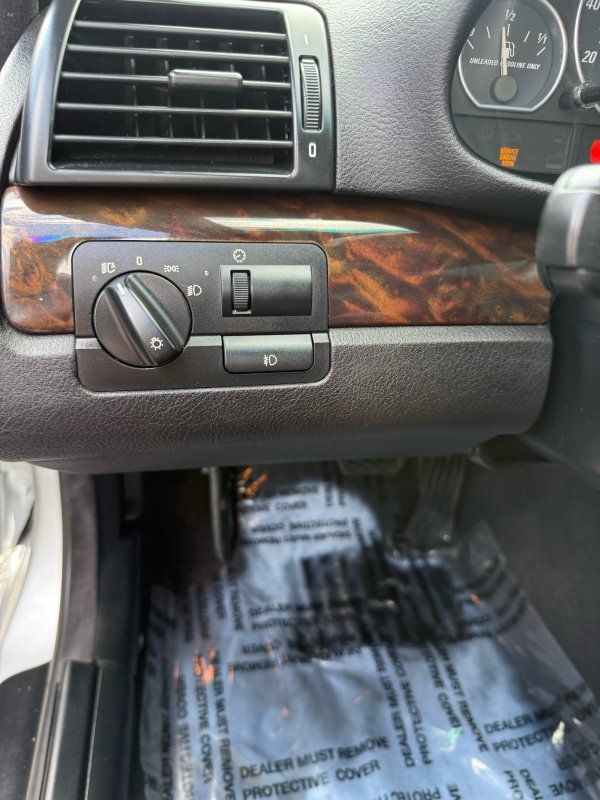 2006 BMW 3 Series 330i - Photo 17