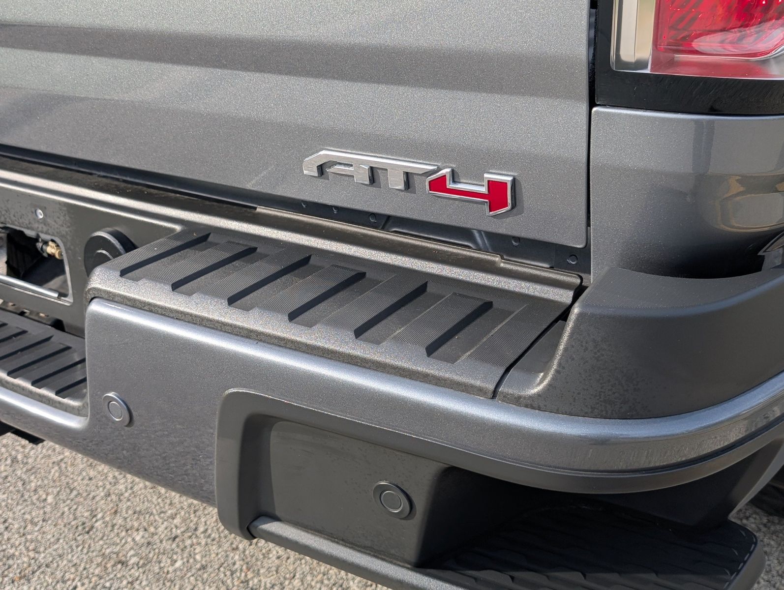 2022 GMC Canyon 32