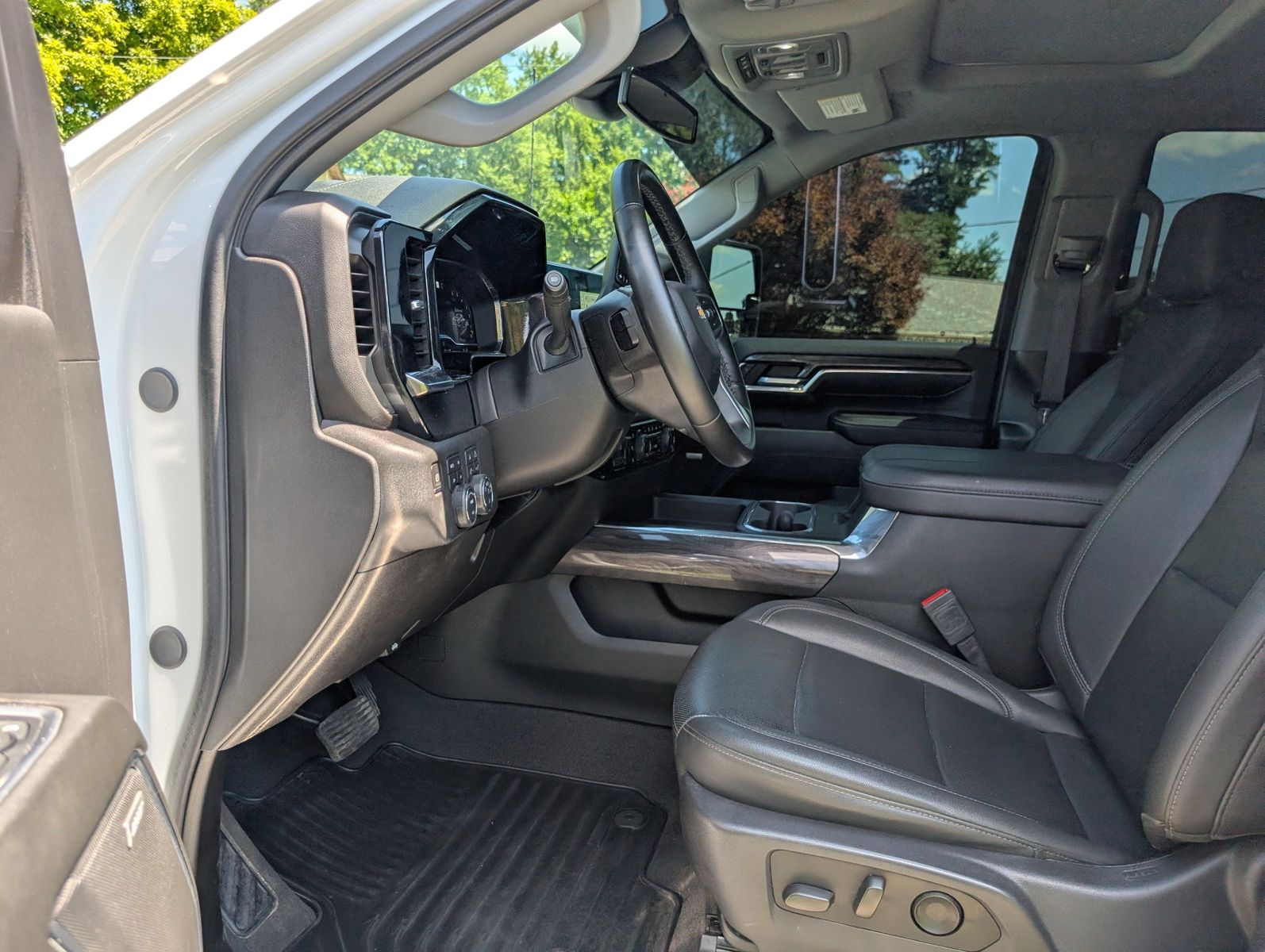2024 Chevrolet Silverado 2500HD 58