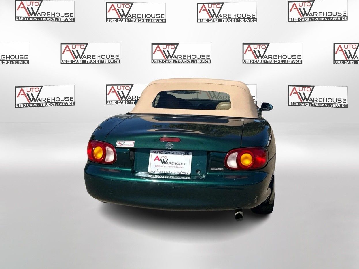 2000 Mazda MX-5 Miata Miata photo 4