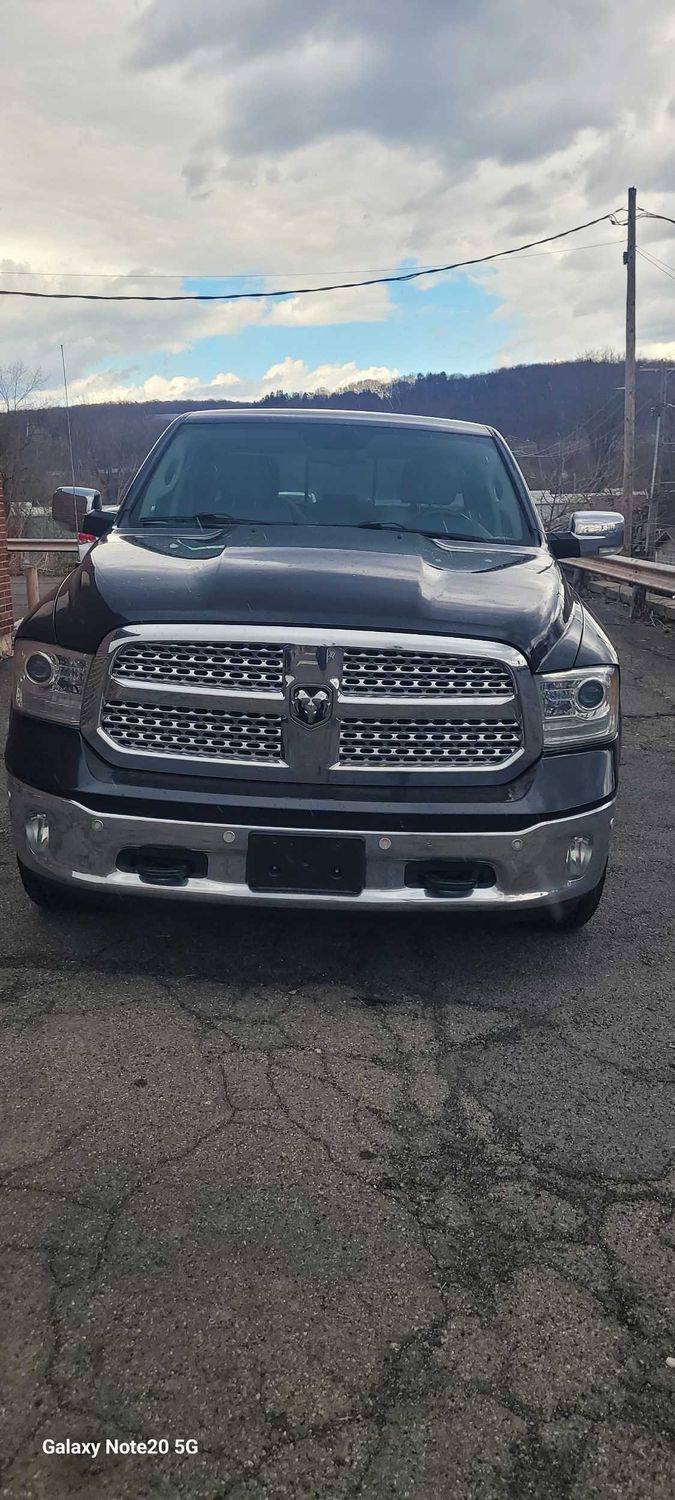 2016 RAM 1500 Laramie 4x4 Crew Cab 5'7's photo