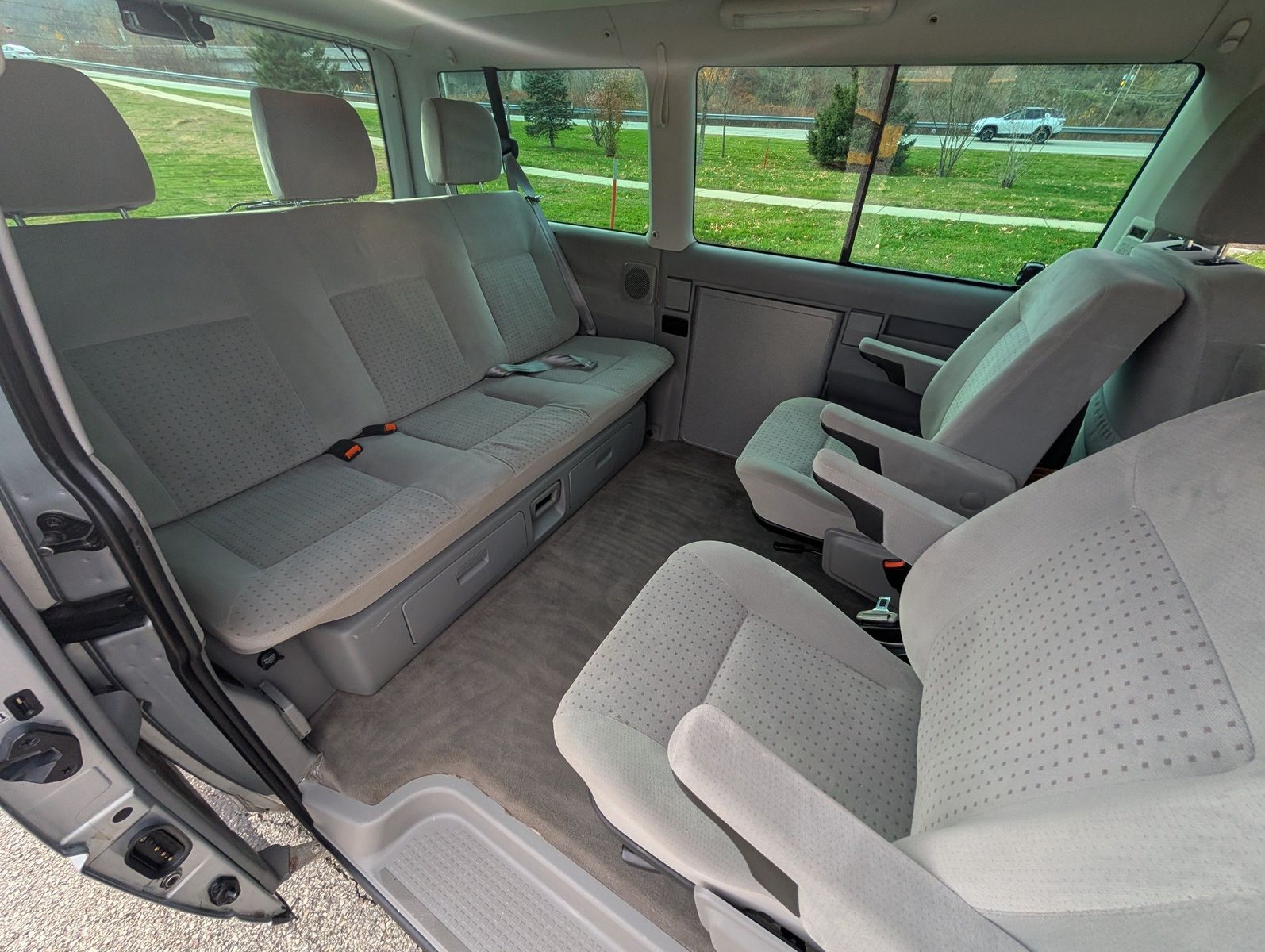 2003 Volkswagen EuroVan 162