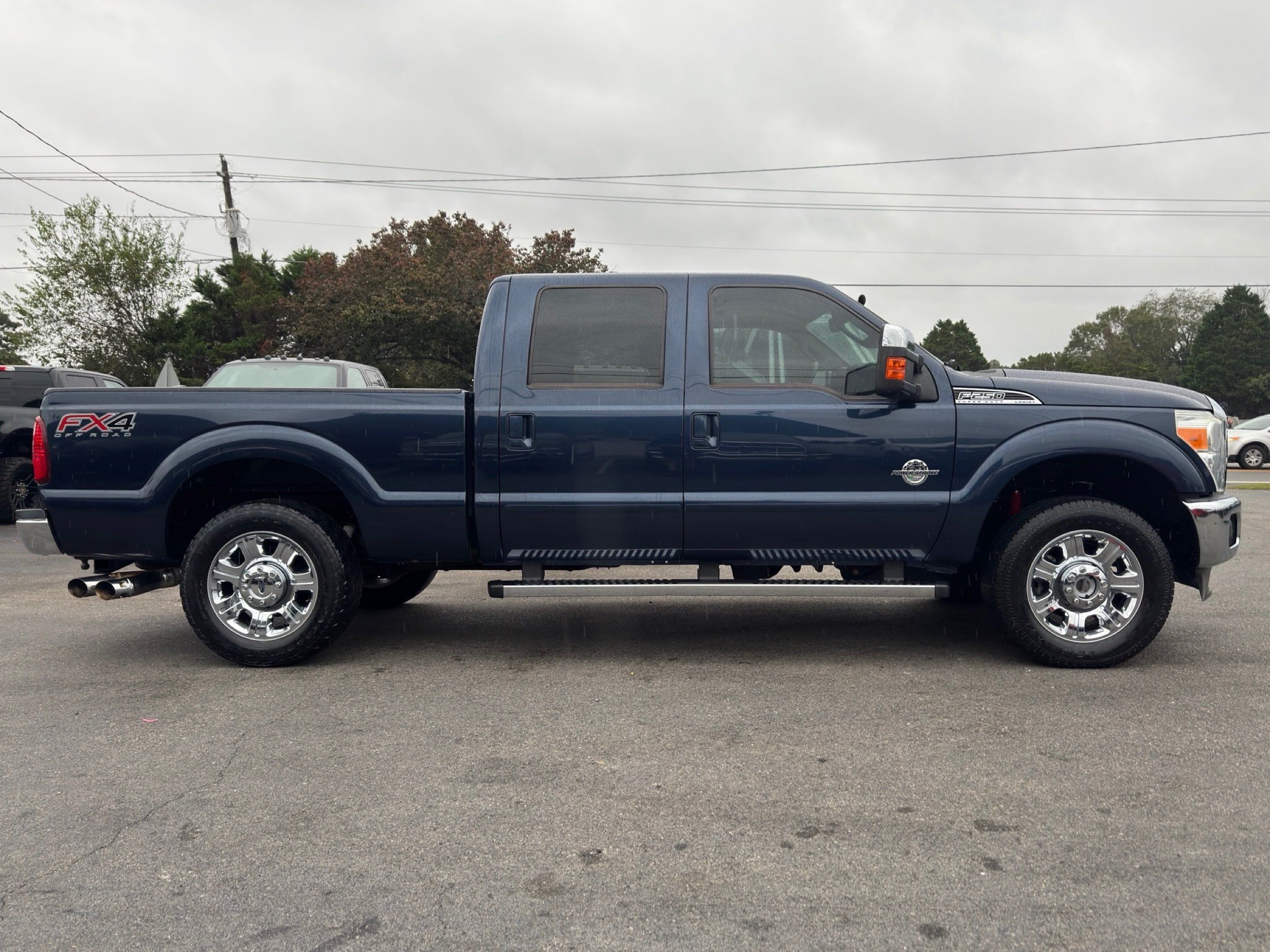 2015 Ford F-250 Lariat photo 3