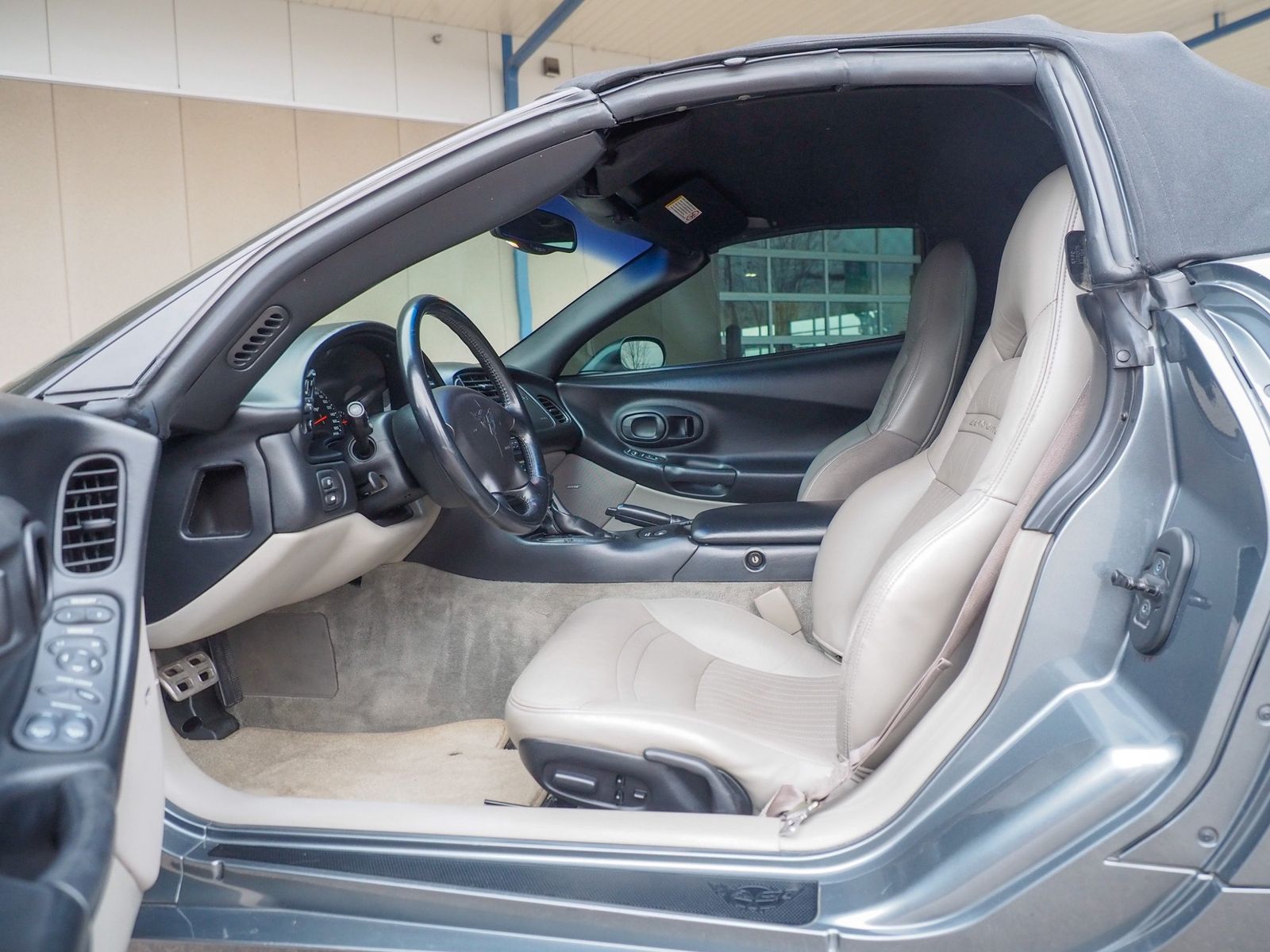 2003 Chevrolet Corvette 49