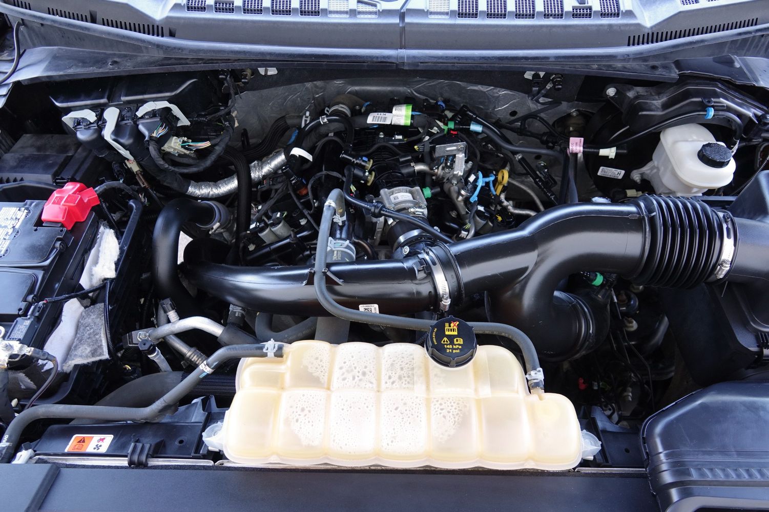 2019 Ford F-150 XLT photo 35