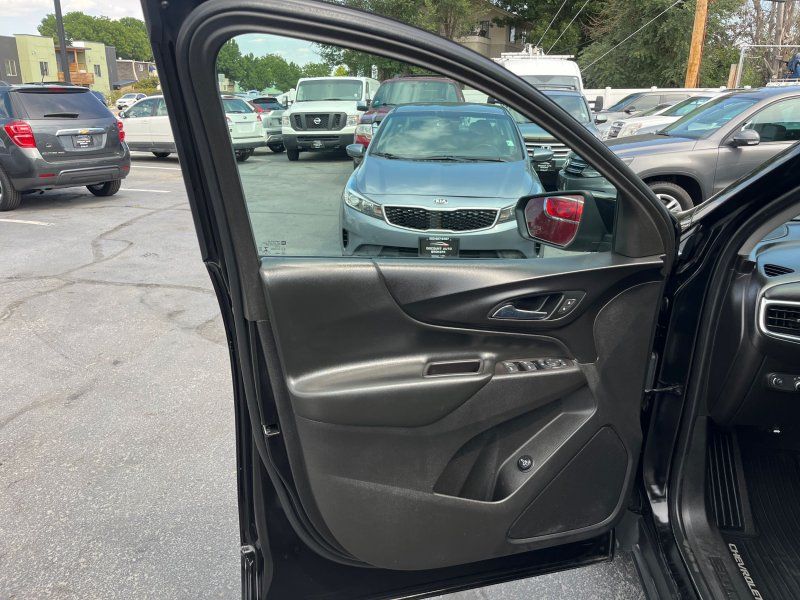 2022 Chevrolet Equinox LT photo 6