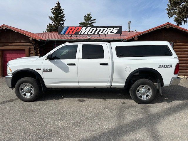 2017 Ram 2500 Tradesman photo 3