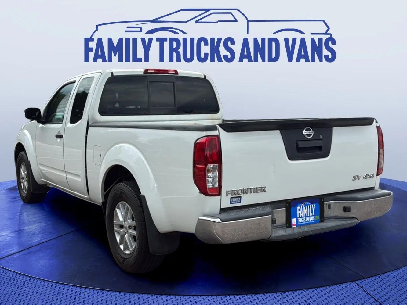 2019 Nissan Frontier SV photo 3