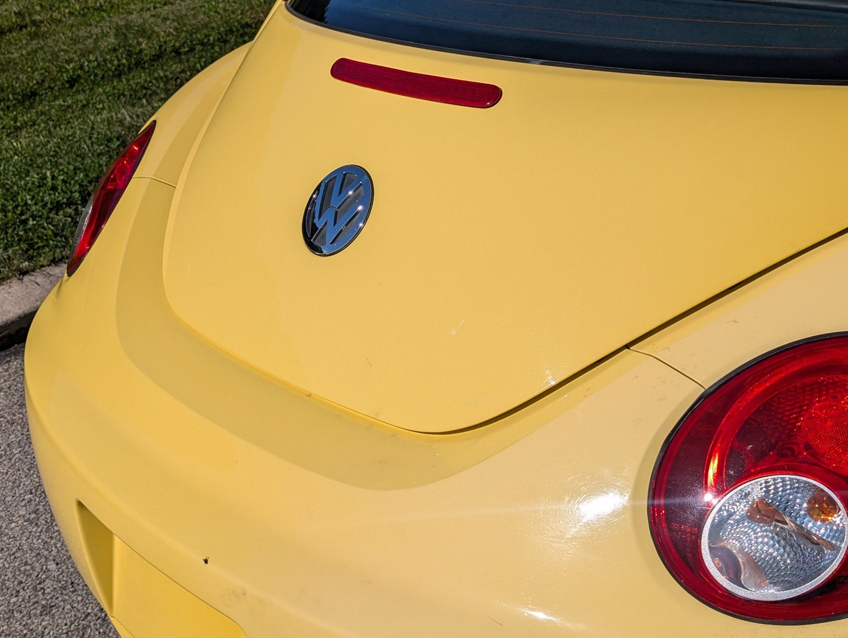 2008 Volkswagen New Beetle 31