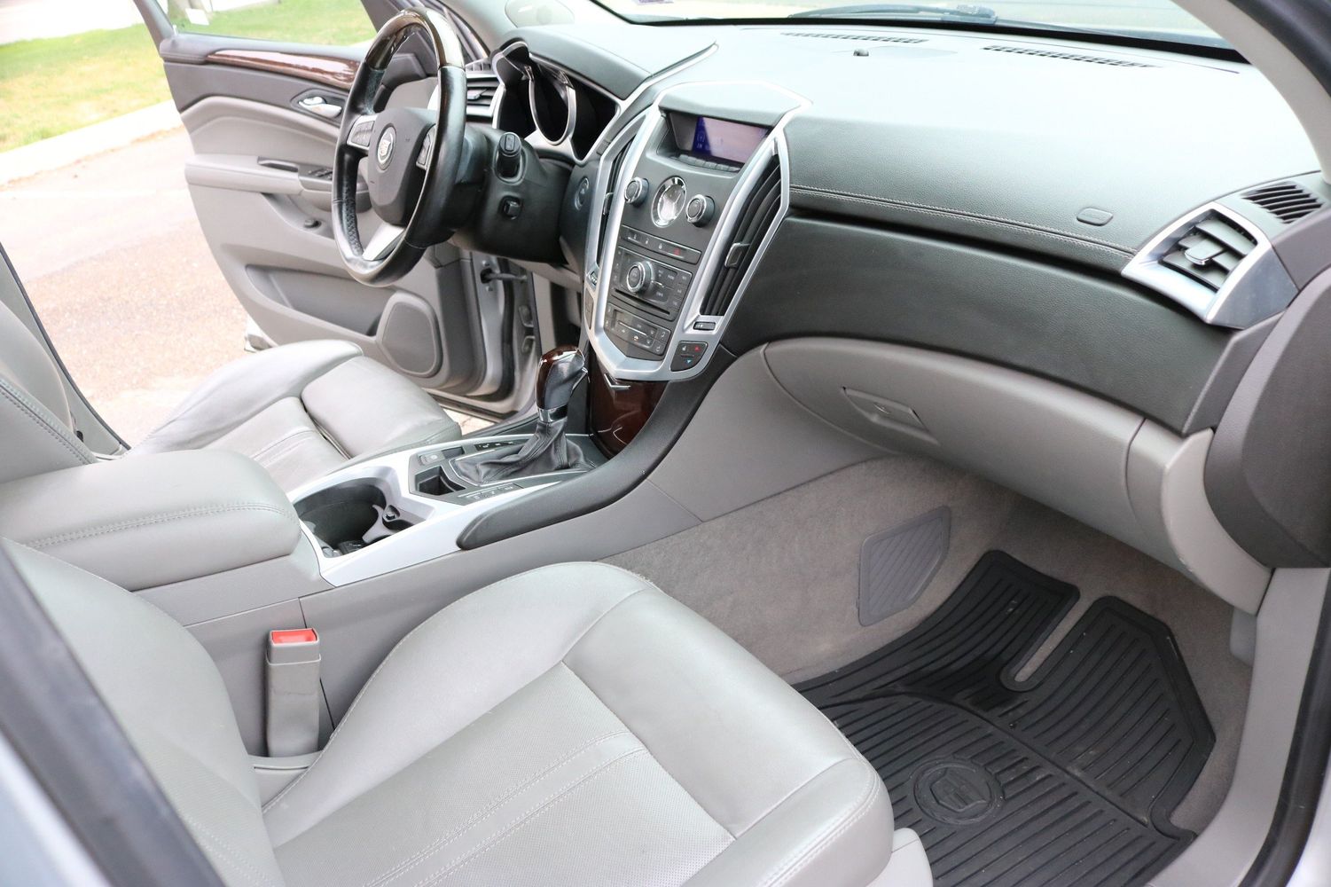 2012 Cadillac SRX Luxury Collection | Victory Motors of Colorado