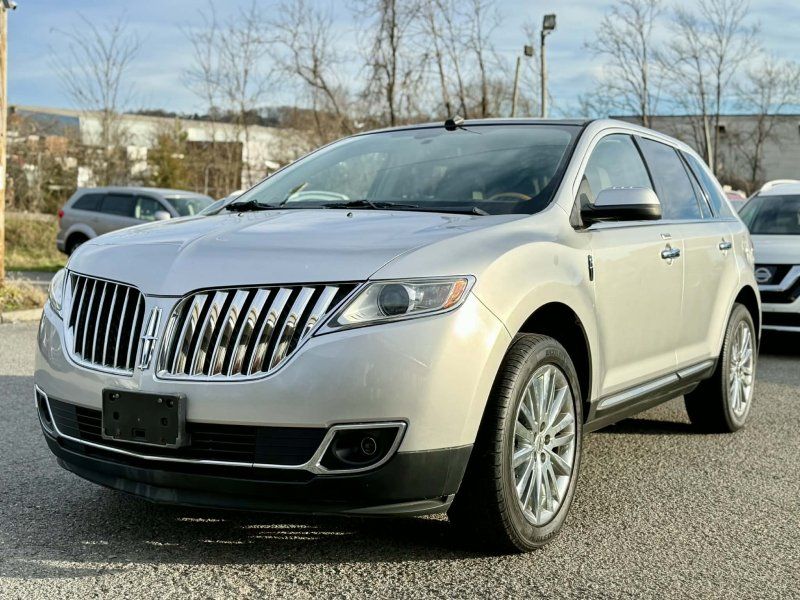 2011 Lincoln MKX Base's photo