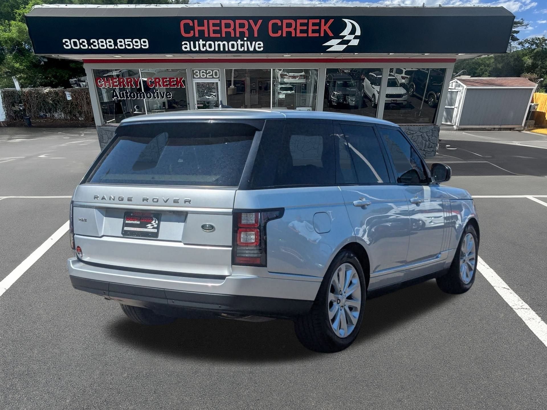 2016 Land Rover Range Rover HSE photo 2