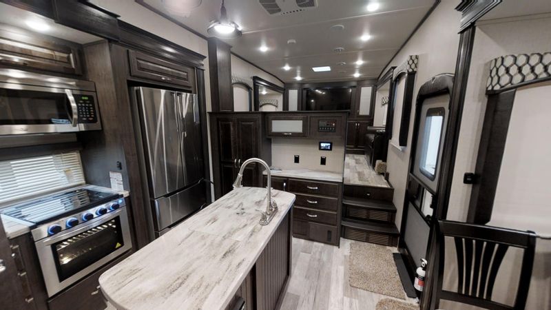 2020 Brookstone Coachmen RV Fifth Wheel Victory Motors of Colorado