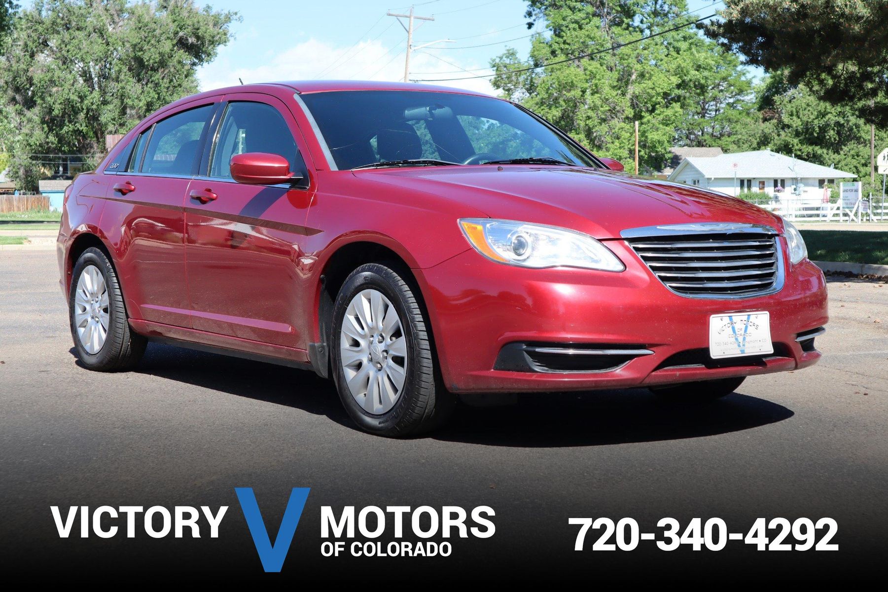 2014 Chrysler 200 LX | Victory Motors of Colorado