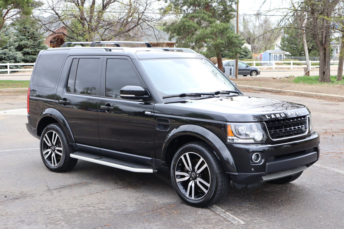 2016 Land Rover LR4 HSE LUX | Victory Motors of Colorado