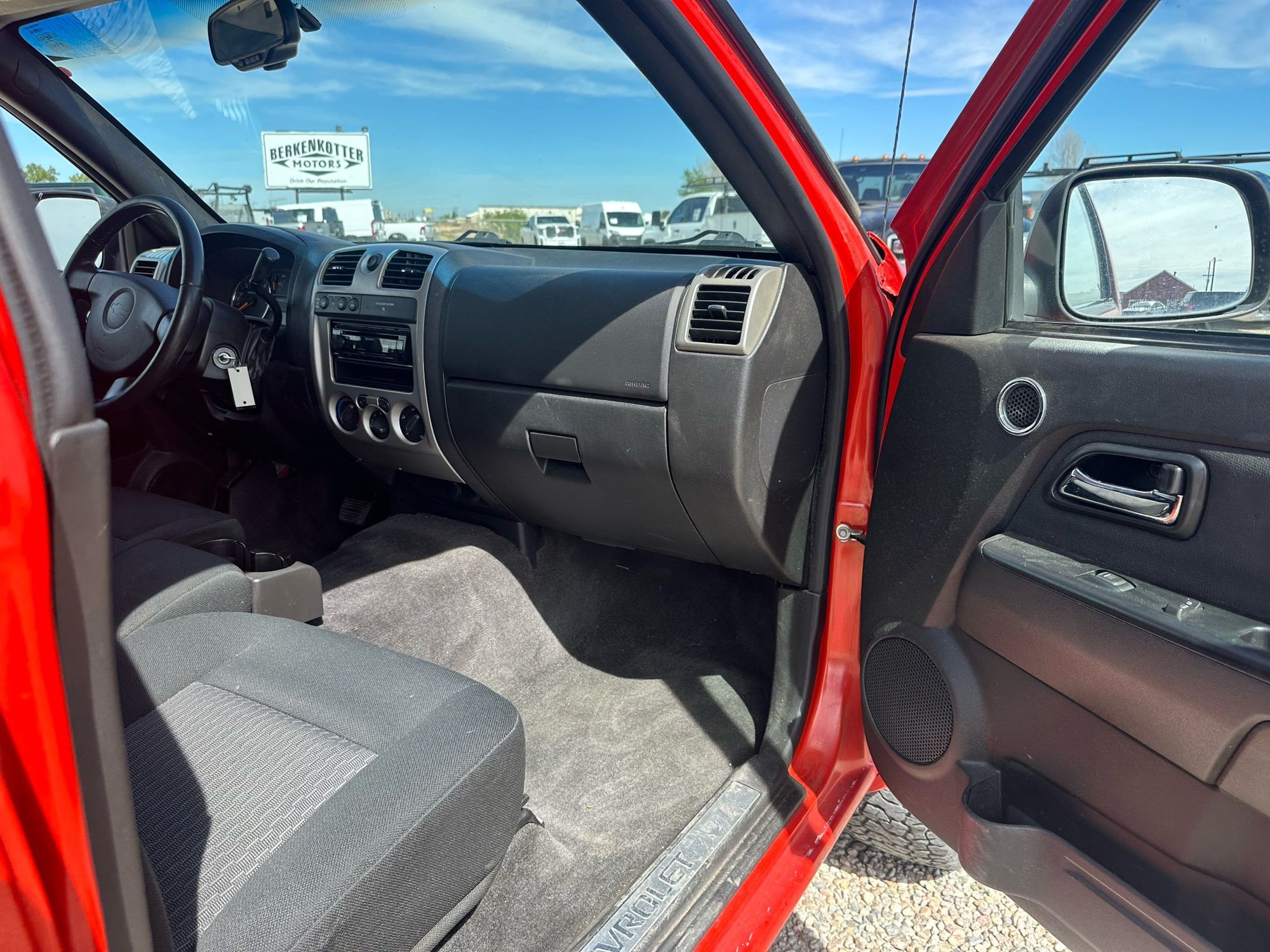2008 Chevrolet Colorado LT photo 14
