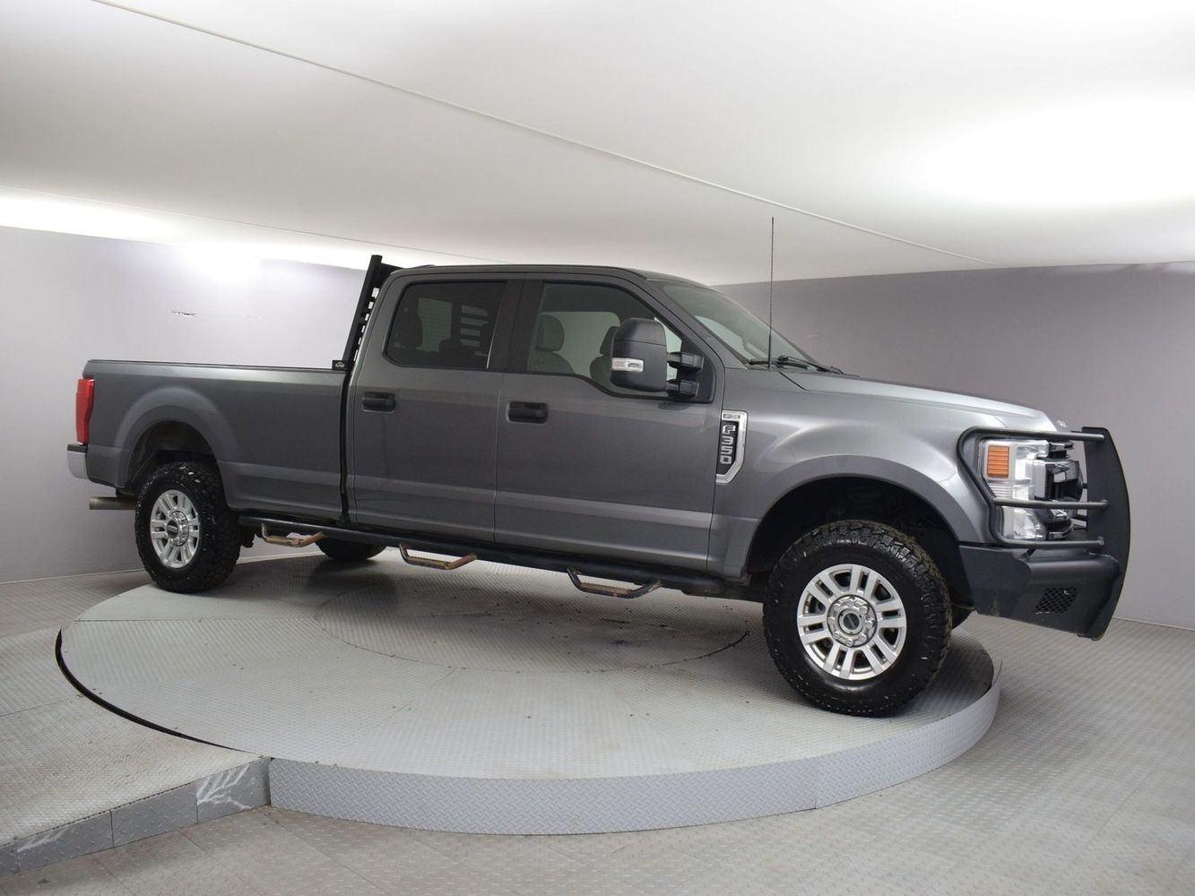 2022 Ford F-350 Super Duty XL photo 11