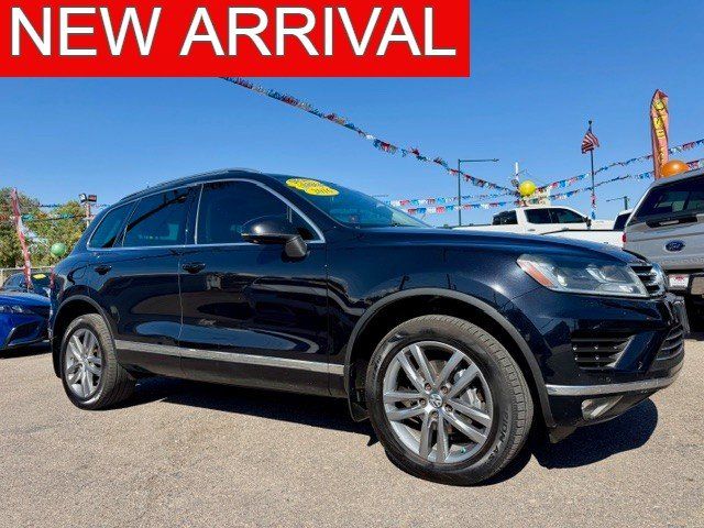 2016 Volkswagen Touareg TDI Sport with Tech