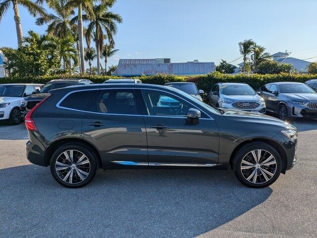 2022 Volvo XC60 Inscription photo 7