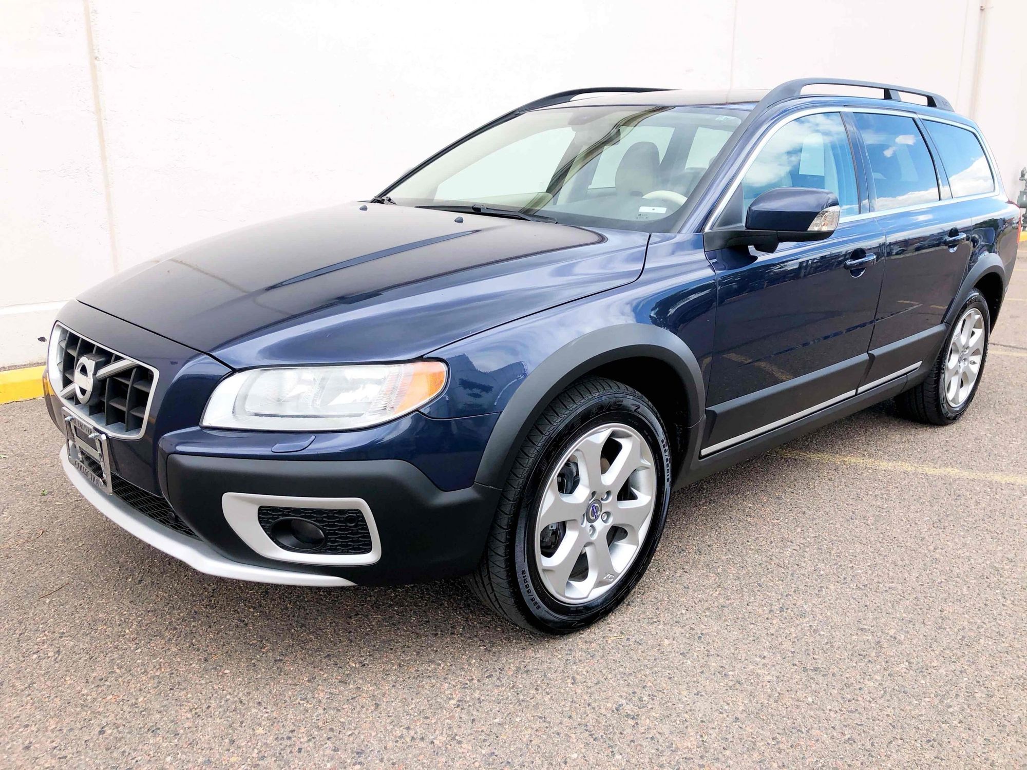Volvo xc70 2010
