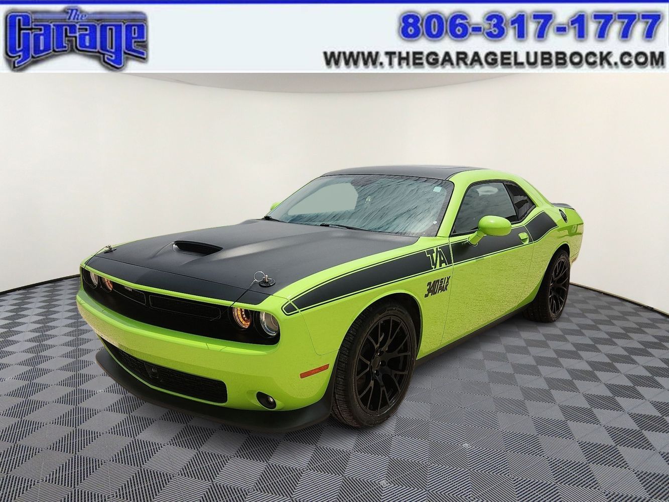 2023 Dodge Challenger R/T's photo