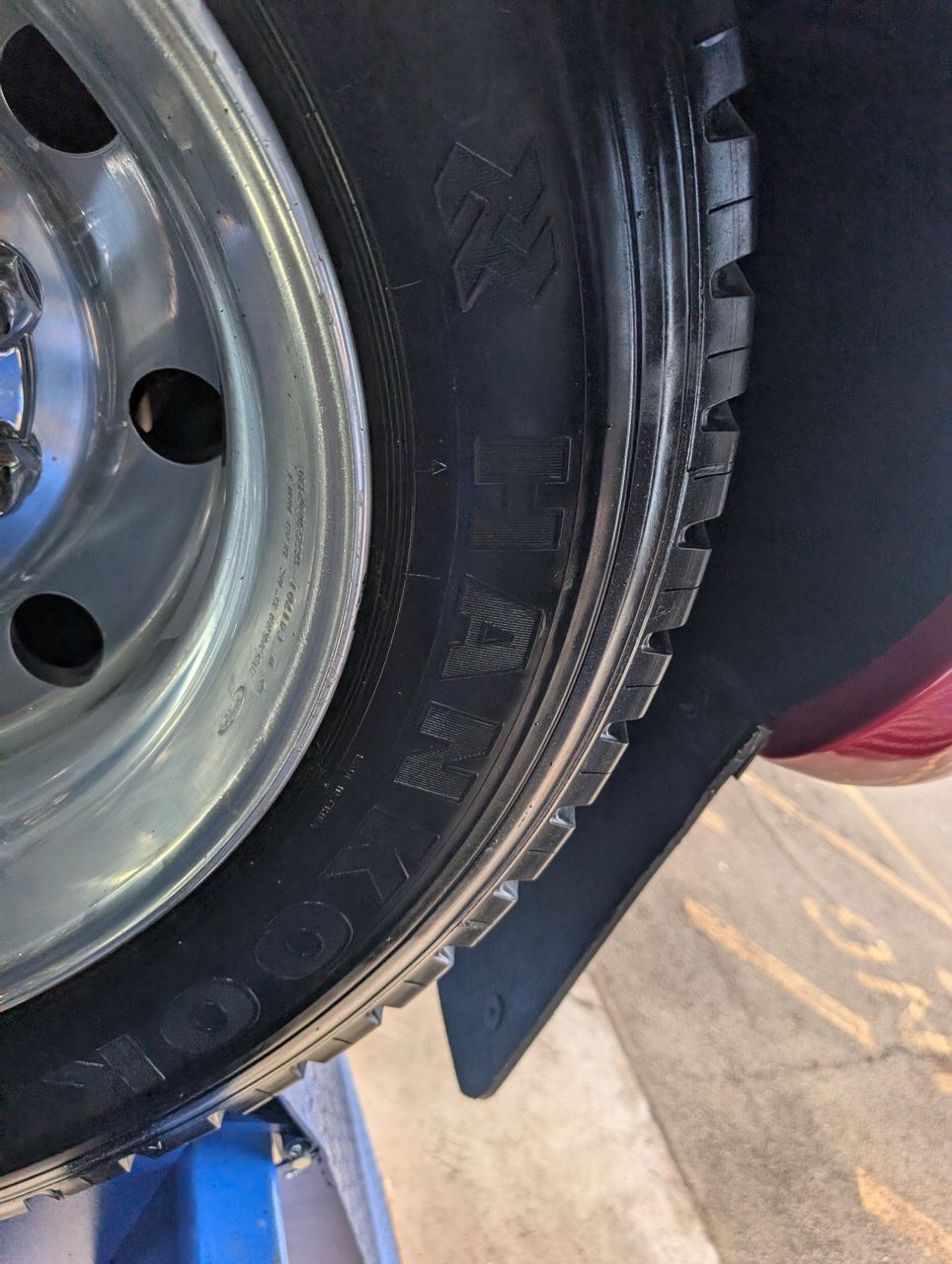 2001 Ford F-550 240