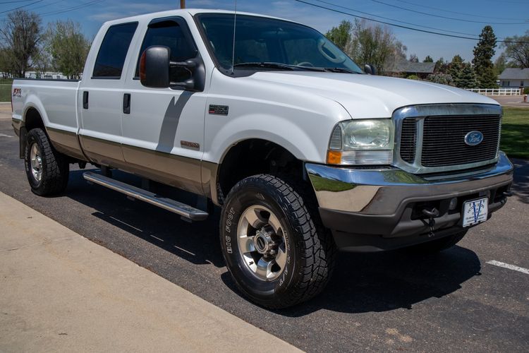 2004 Ford F-350 Super Duty Lariat | Victory Motors of Colorado