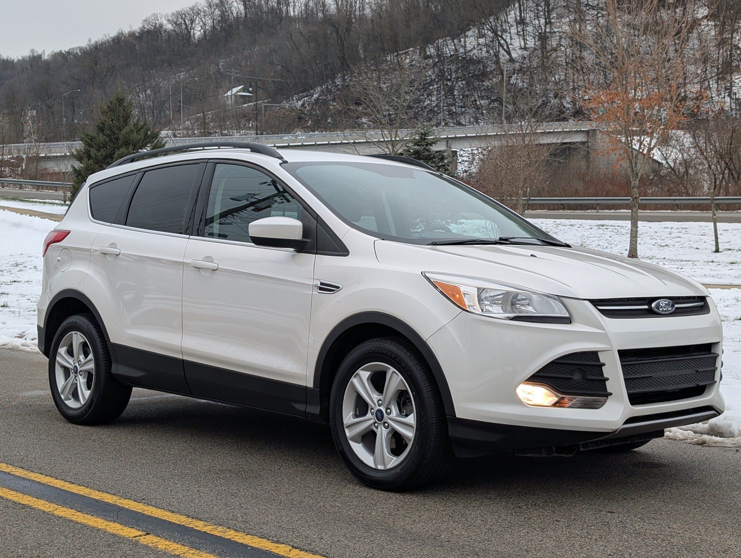 2016 Ford Escape SE's photo