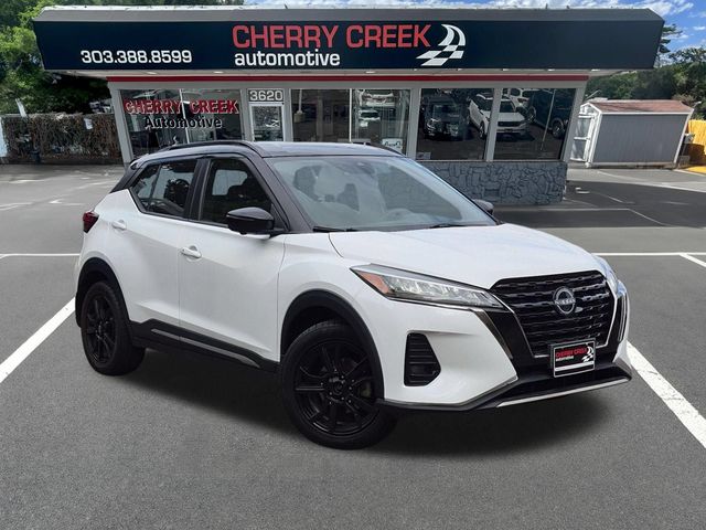 2023 Nissan Kicks SR FWD