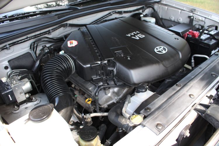 2007 Toyota V6 Victory Motors of Colorado