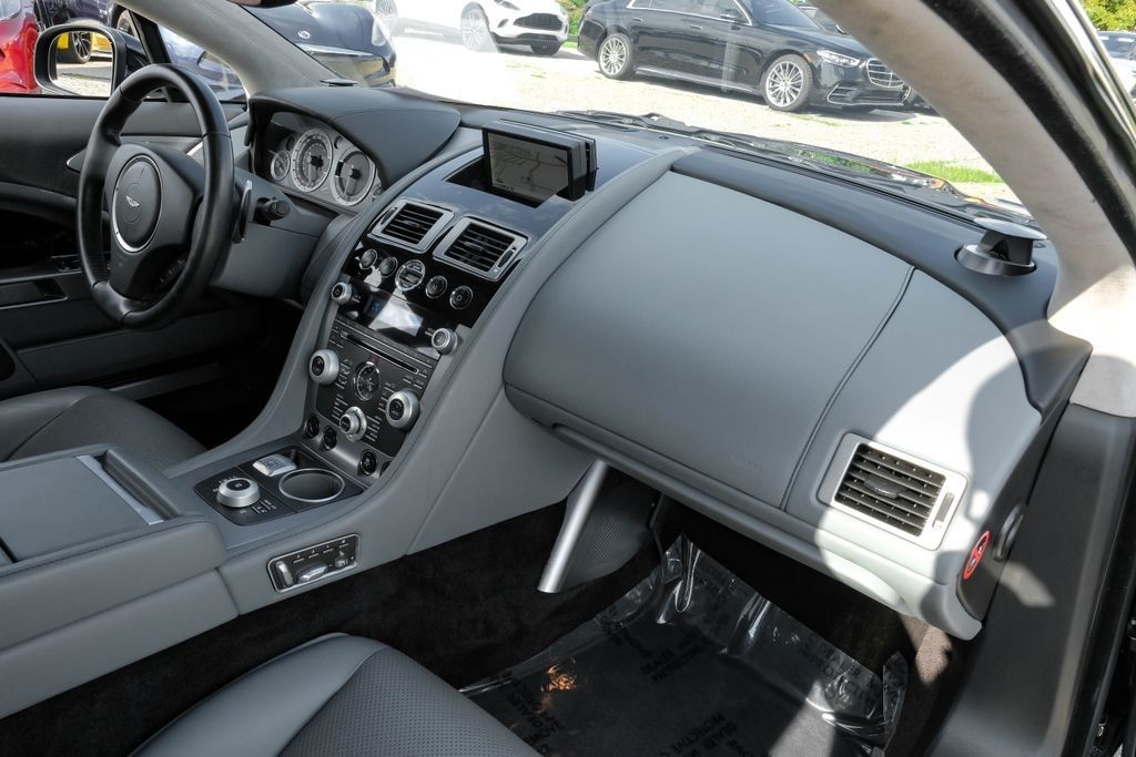 2011 Aston Martin Rapide VH4 photo 8