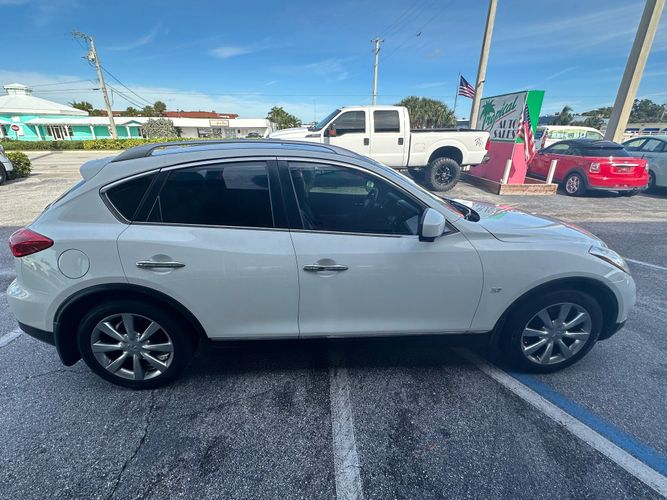 2014 INFINITI QX50 Tropical Auto Sales