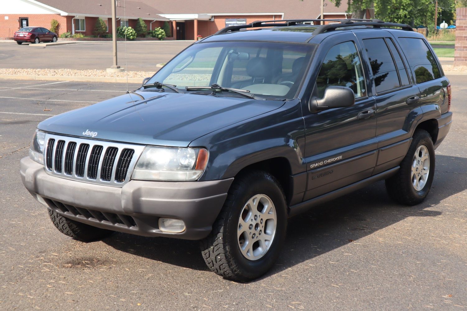 2002 Jeep Grand Cherokee Sport 